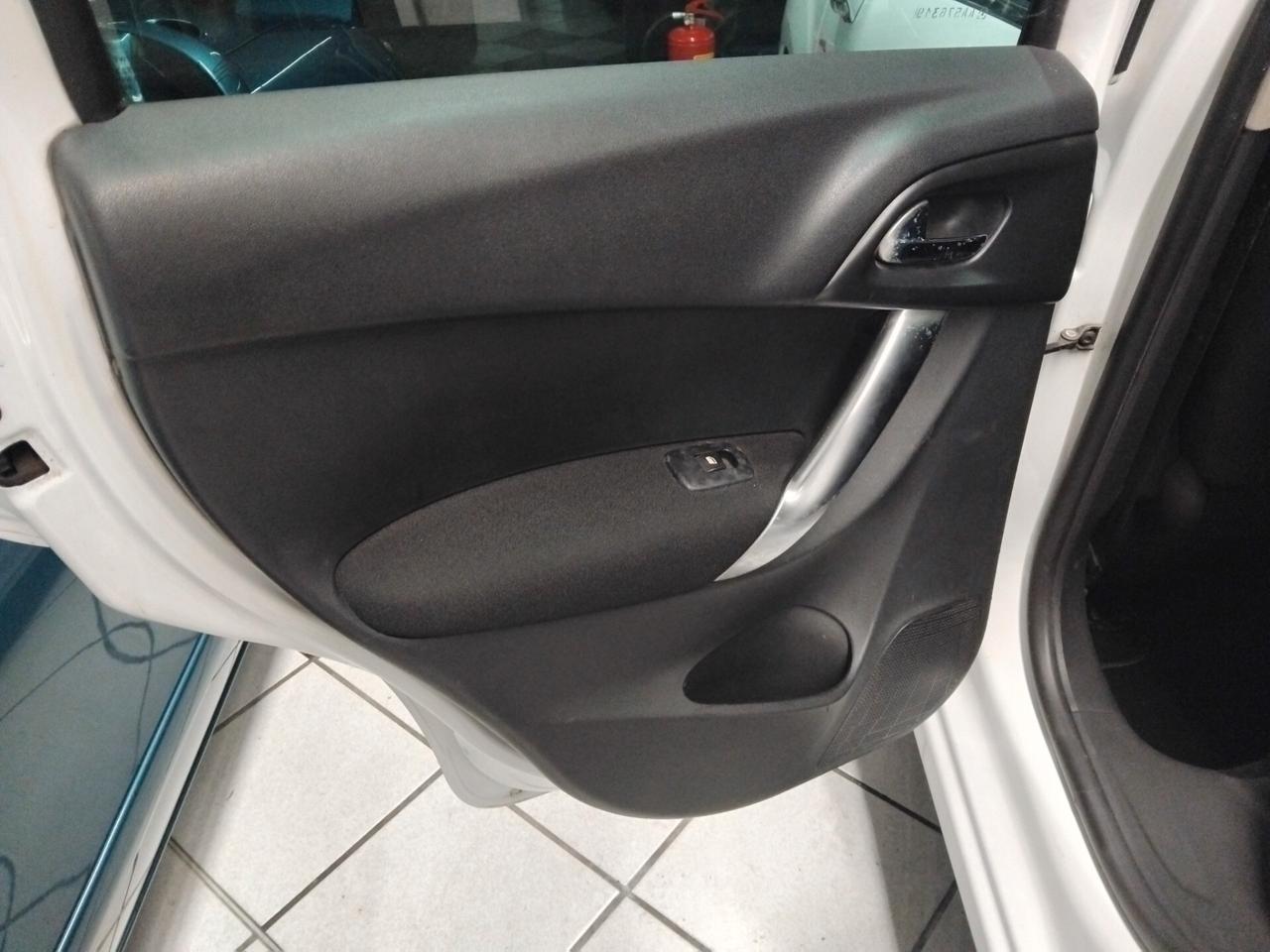 Citroen C3 1.4 HDi 70 Exclusive x neopatentati