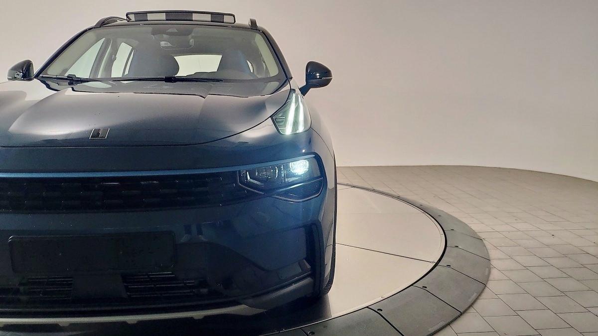 LYNK&CO 01 Hev