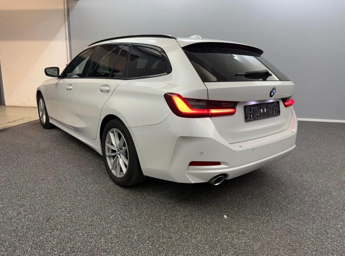 BMW 318 d Touring
