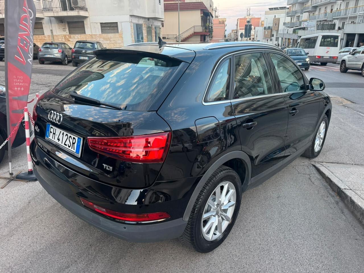 Audi Q3 2.0 TDI 150 CV Design * Navi * Full Led * Garantita 12 Mesi
