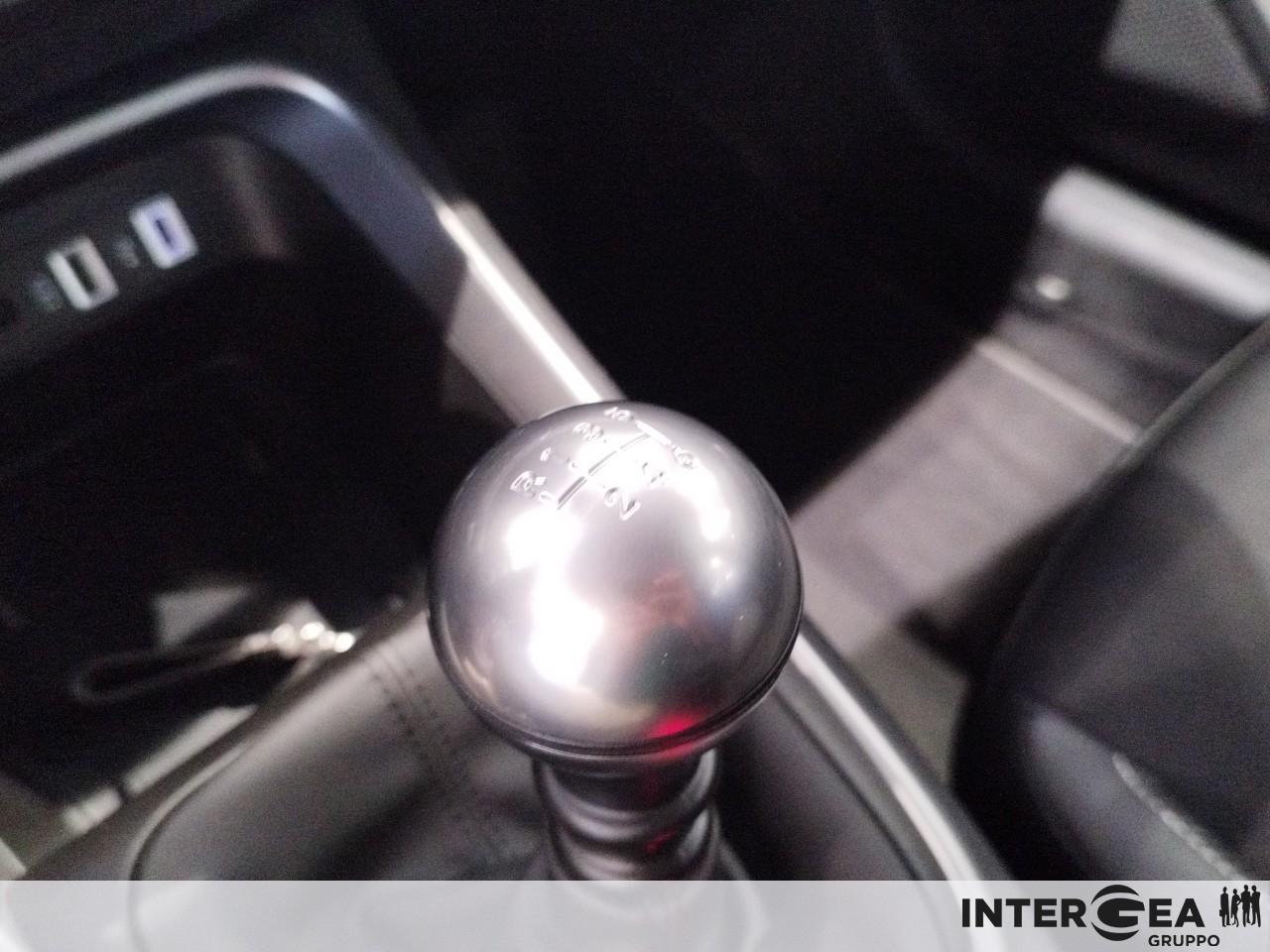 JEEP Avenger 1.2 turbo Altitude fwd 100cv