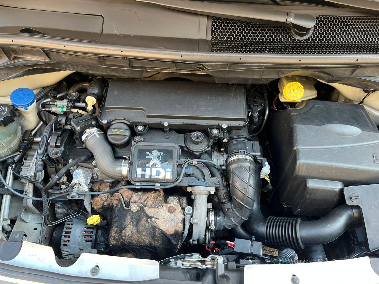 Peugeot 1007 1.4 HDi - IDEALE X NEOPATENTATI - 2005