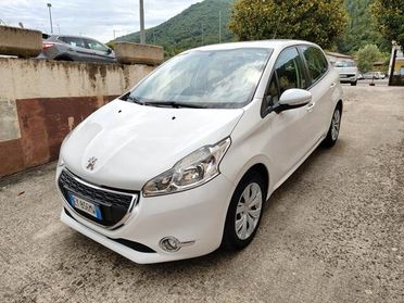 Peugeot 208 1.4 HDi 68 CV 5P Allure NEOPATENTATI