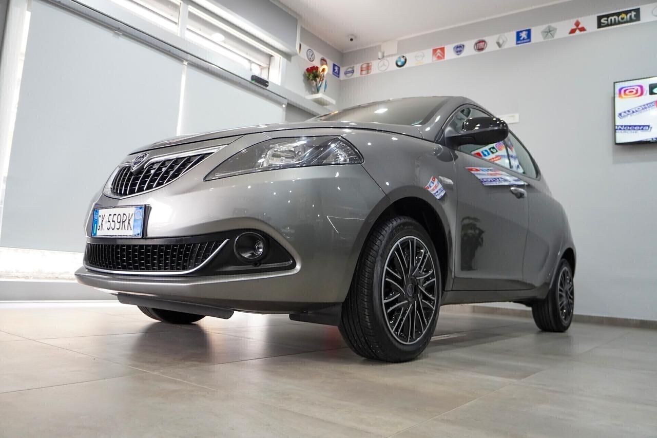 Lancia Ypsilon 1.0 HYBRID 70cv GOLD - 5° POSTO