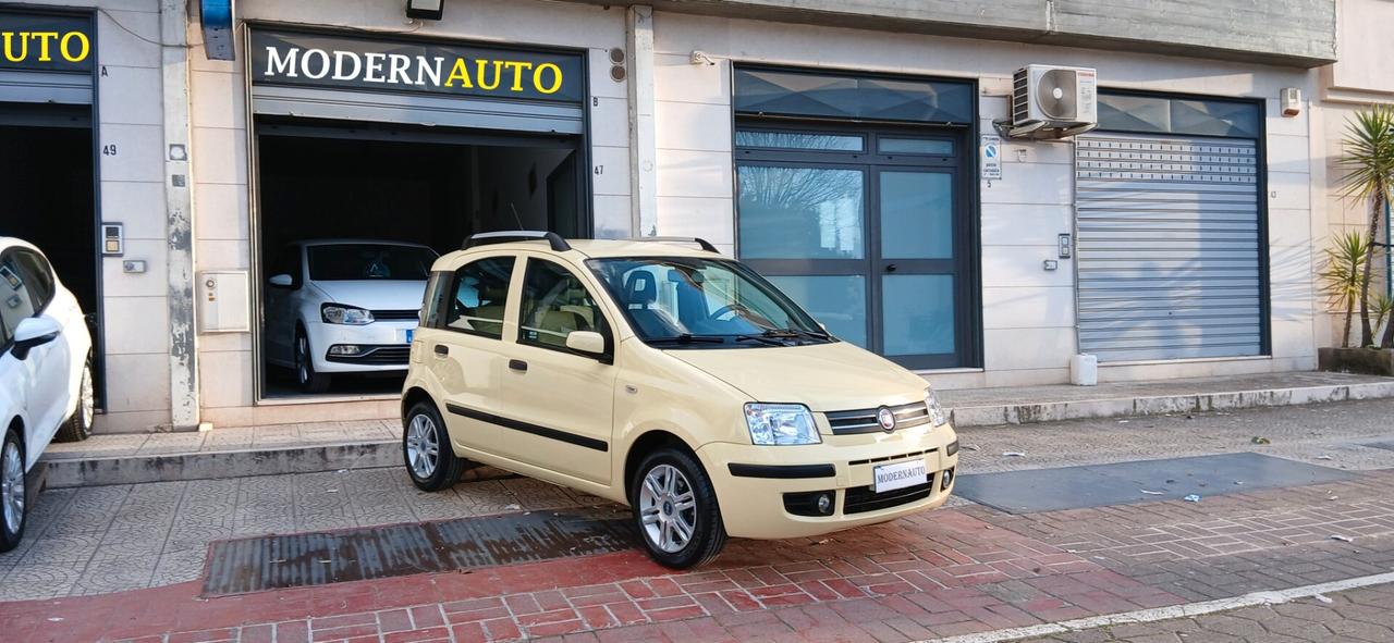 FIAT PANDA 1.2 EMOTION PARI AL NUOVO