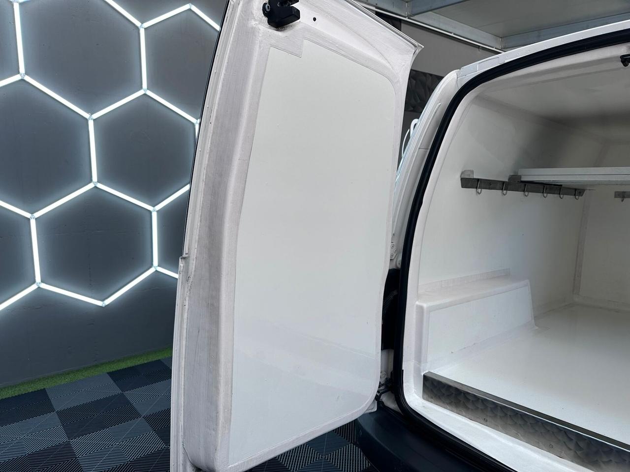 Volkswagen CADDY metano frigo atp coibentato
