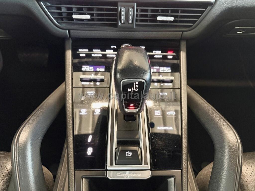 Porsche Cayenne 3.0 V6 E-Hybrid Tiptronic NETTO 41900