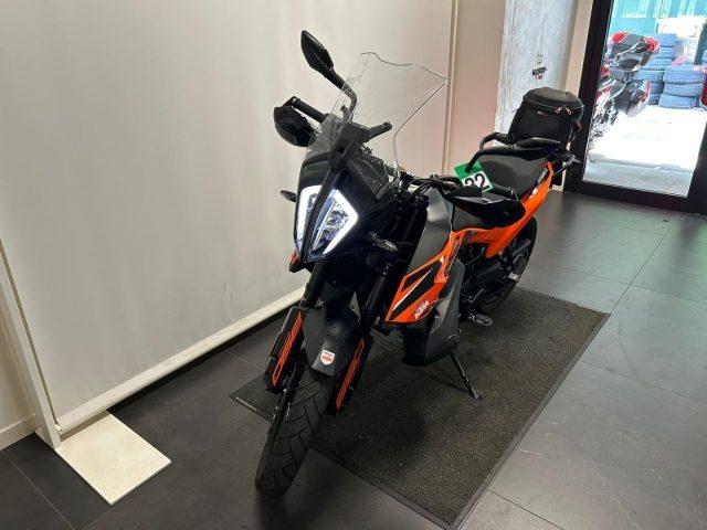 KTM 890 Adventure KTM 890 ADVENTURE