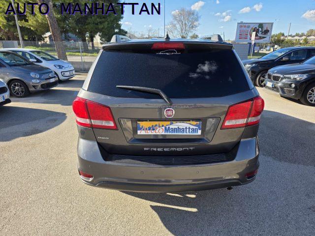 FIAT Freemont 2.0 Mjt 170 CV 4x4 aut. Black Code 7 POSTI