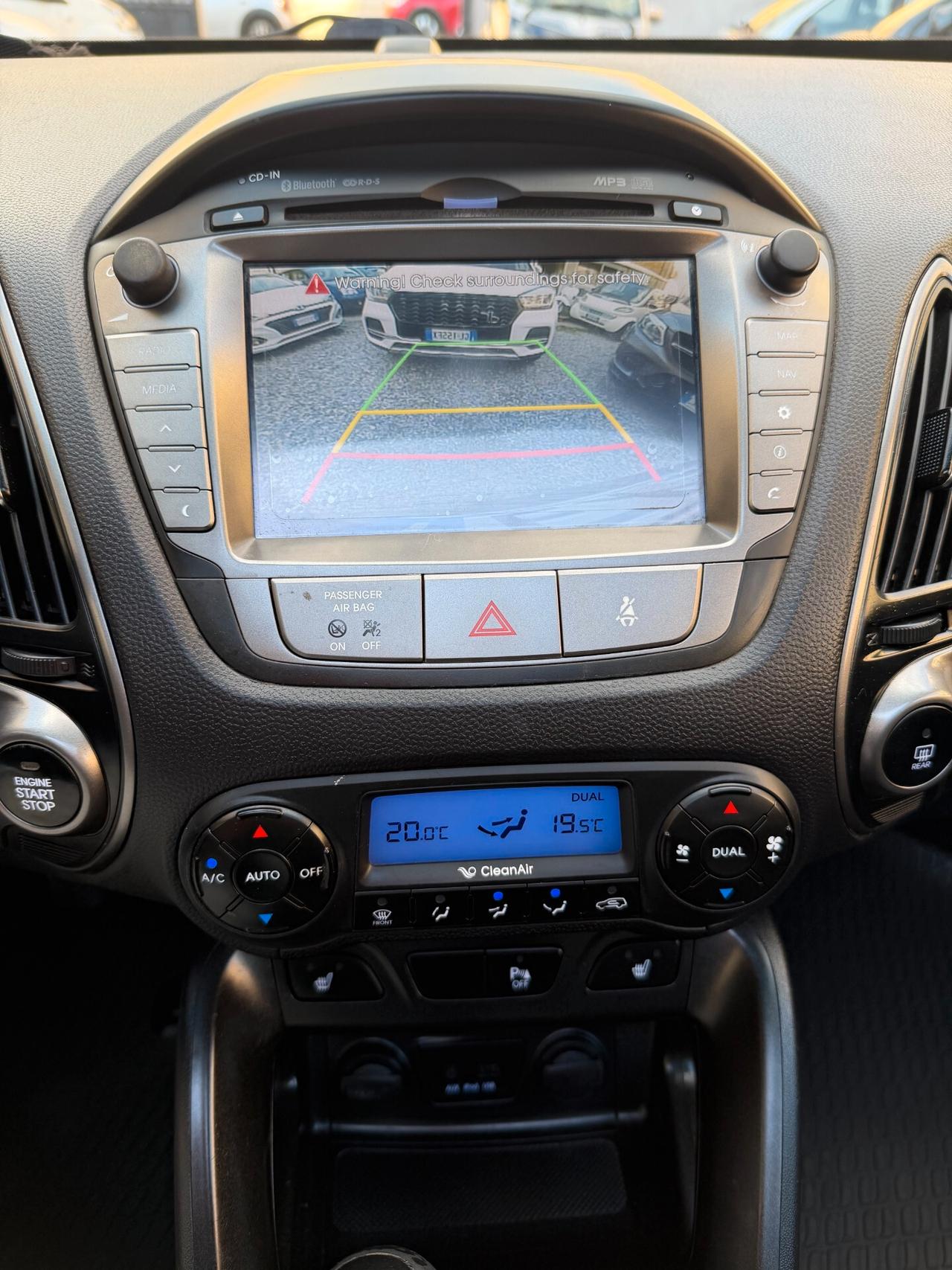 Hyundai iX35 1.7 CRDi 2WD Xpossible PANORAMA