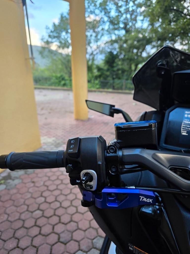 Yamaha TMAX 560