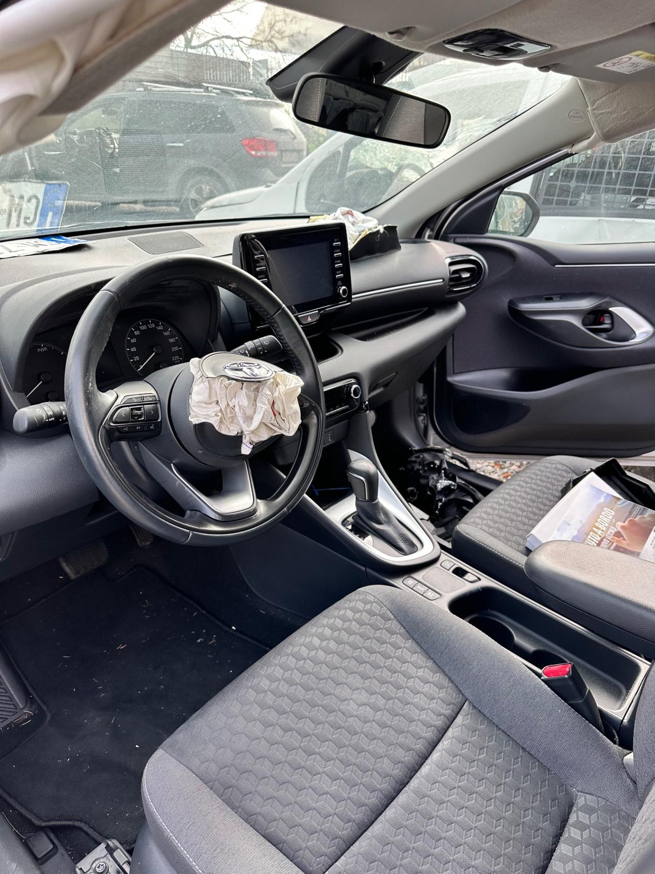 Toyota Yaris 1.5 Hybrid 5 porte 2023