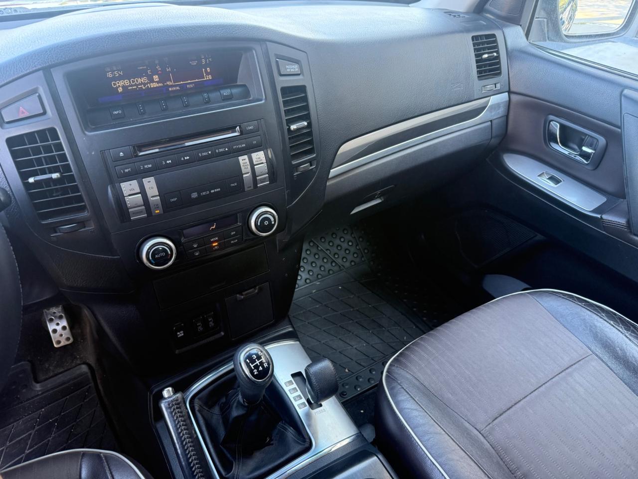 Mitsubishi Pajero 3.2 DI-D 16V 5p. Intense DPF