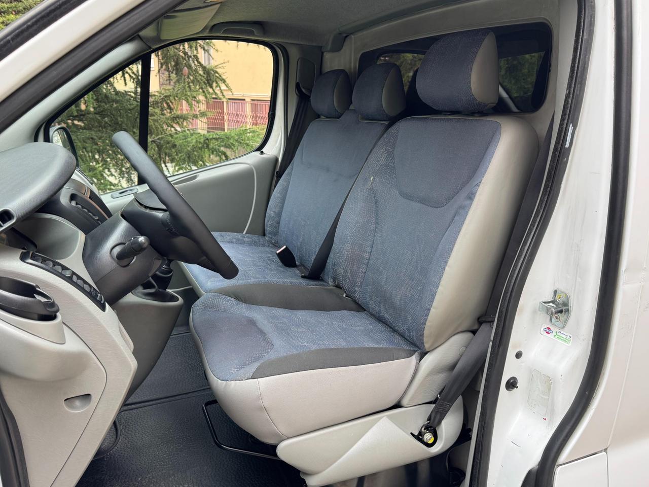 NISSAN Primastar V29 2.5 dci 140 L1H1 IVA COMPRESA