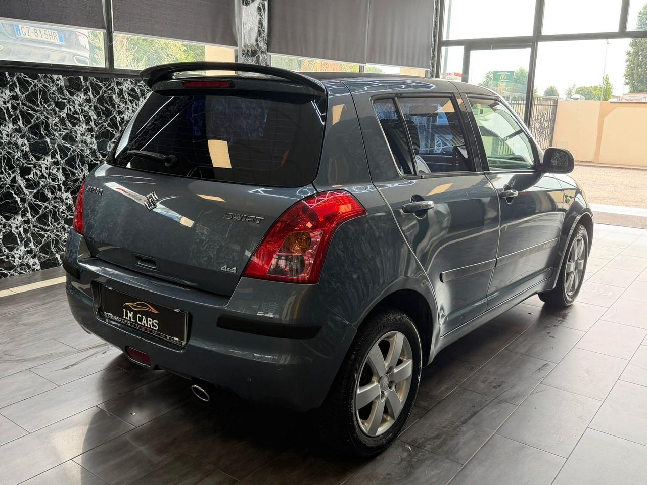 Suzuki Swift 1.3 4x4 5p. GL