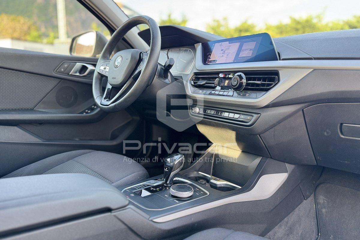 BMW 116d 5p. Business Advantage