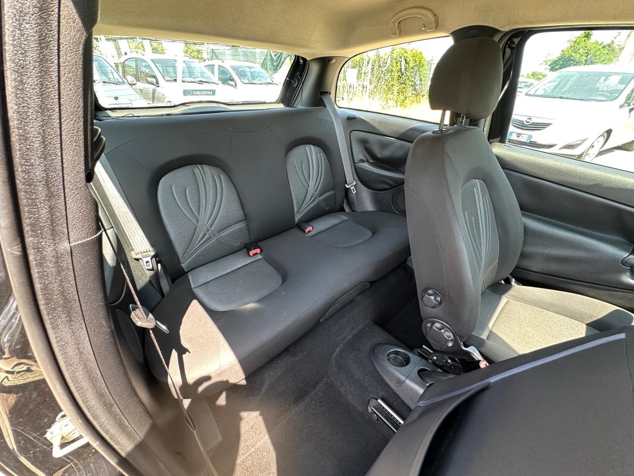 Lancia Ypsilon 1.3 MJT (70.000KM) OK NEOPATENTATI
