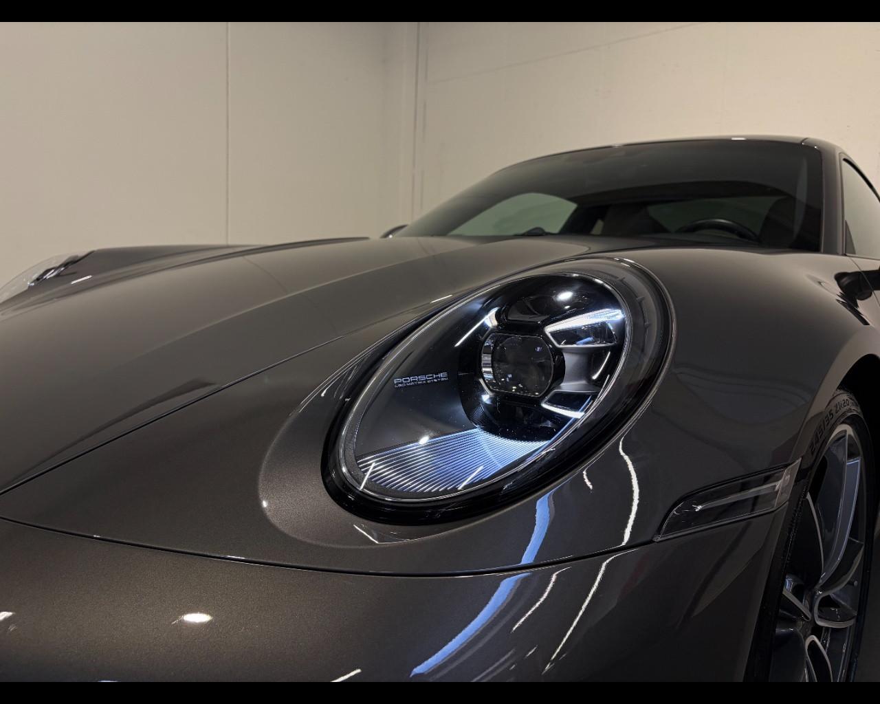 PORSCHE 911 CARRERA 4S 992 COUPE