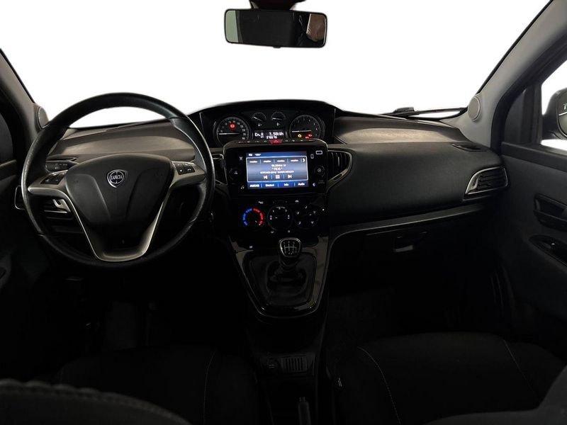 Lancia Ypsilon III 1.0 firefly hybrid Gold s&s 70cv