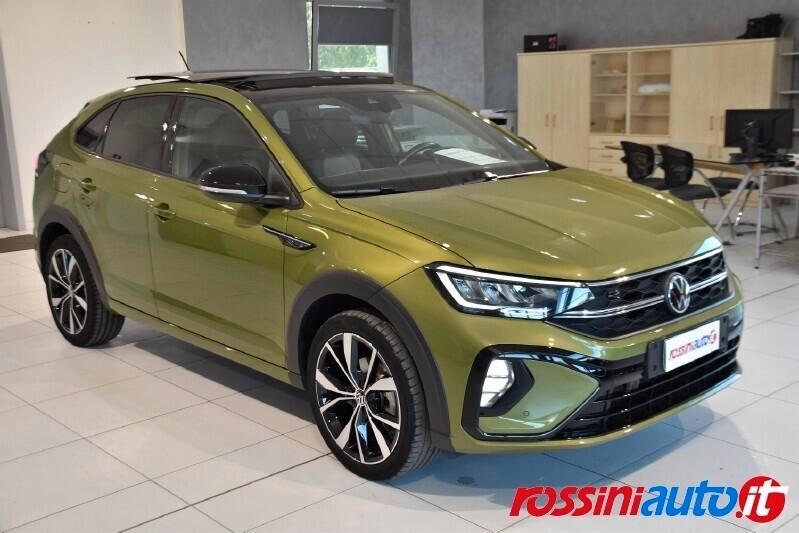 VOLKSWAGEN TAIGO 1.5 TSI 150 CV DSG R-LINE + R18 BI-COLOR 2XCLIMA