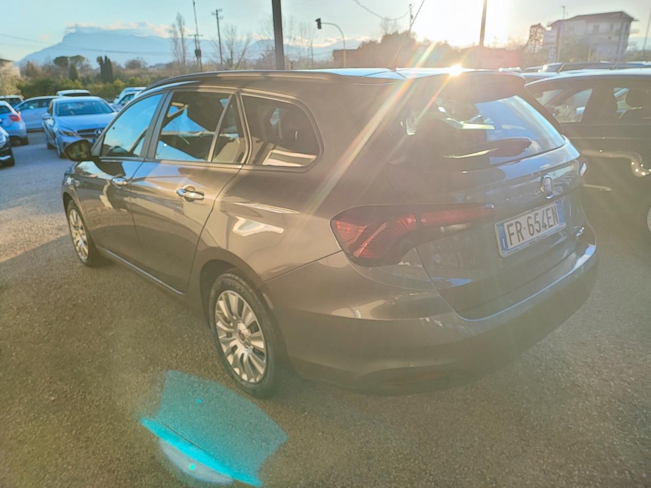 Fiat Tipo 1.6 Mjt S&S SW Lounge