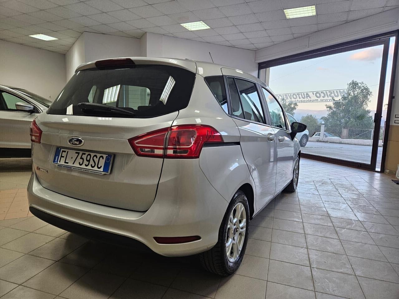 Ford B-Max 1.5 TDCi 95 CV Business Titanium