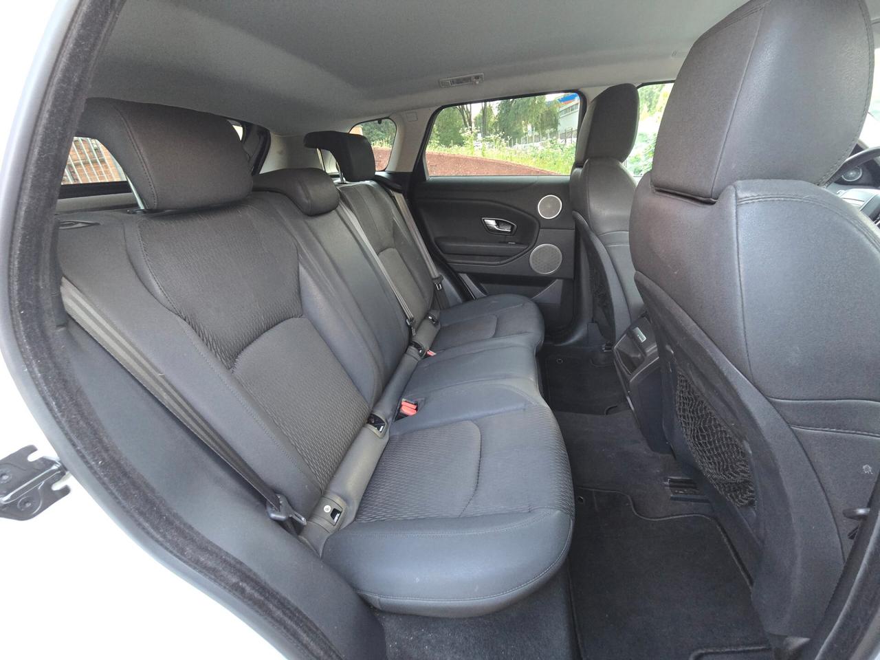 RANGE ROVER Evoque SE Dynamic 4WD 2.0 td4 Auto.