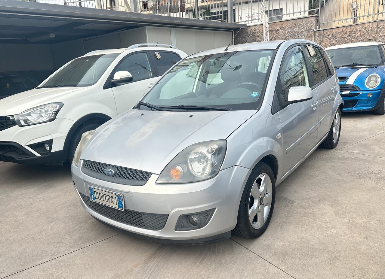 Ford Fiesta Fiesta+ 1.4 TDCi 5p.