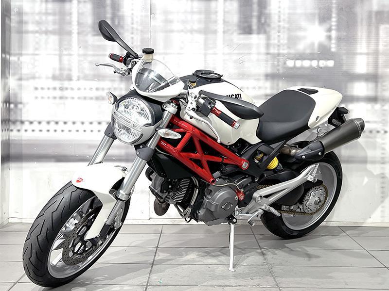 Ducati Monster 1100