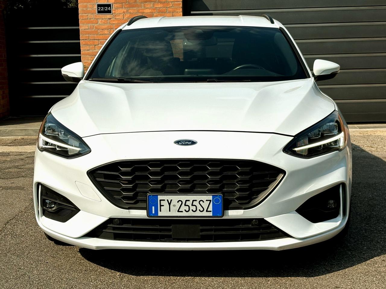 FORD FOCUS 1.5D aut.-ST LINE int/est-FULL-2019