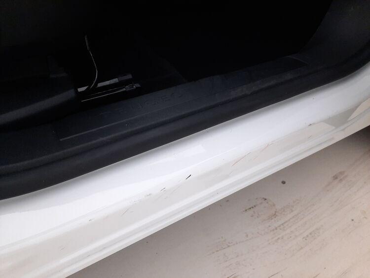 Peugeot 3008 Active Pack BZ939951 1.2 Benzina 131CV