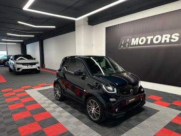 Smart ForTwo BRABUS 0.9 Parisblue