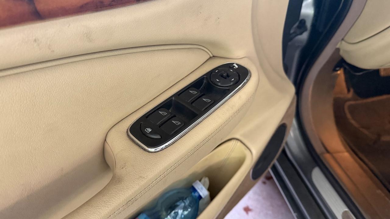 Jaguar XJ 2.7 D V6 cat Sovereign