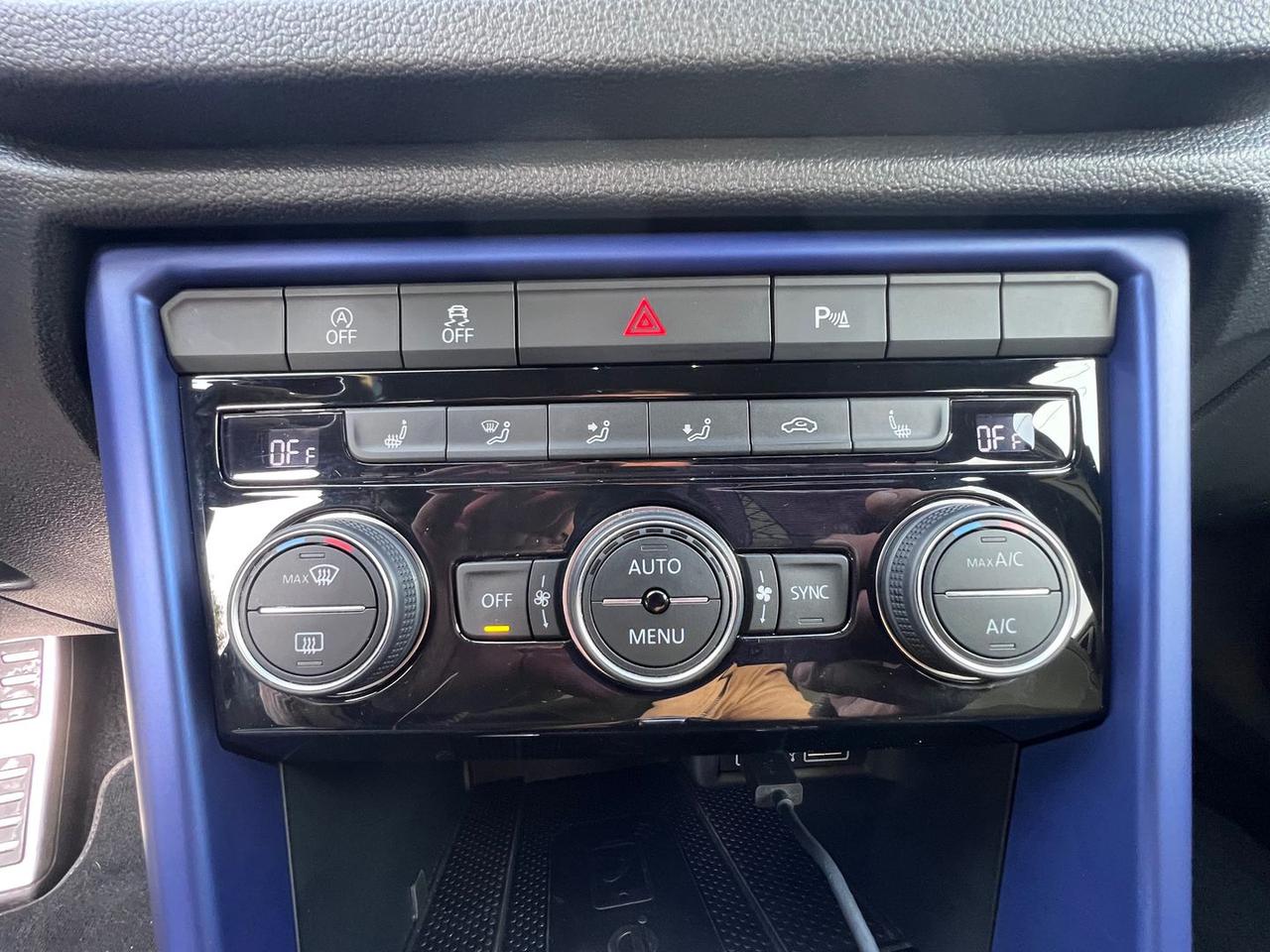 Volkswagen T-Roc 2.0 TSI R R Line #7984