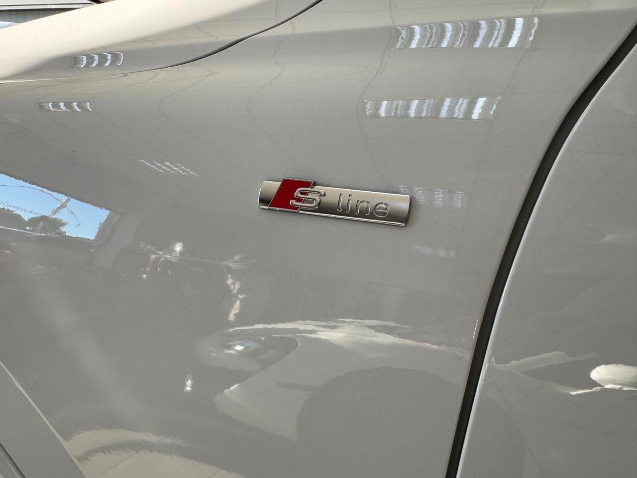 Audi Q5 40 TDI 204 CV quattro S tronic line FULL FULL OPT. MMI PASSENGER SUBITO DISPONIBILE