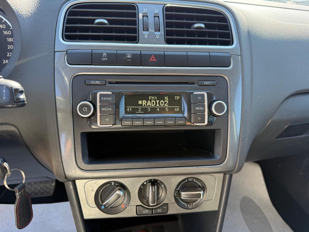 Volkswagen Polo 1.4 DSG 5 porte Highline NEOPATENTATI