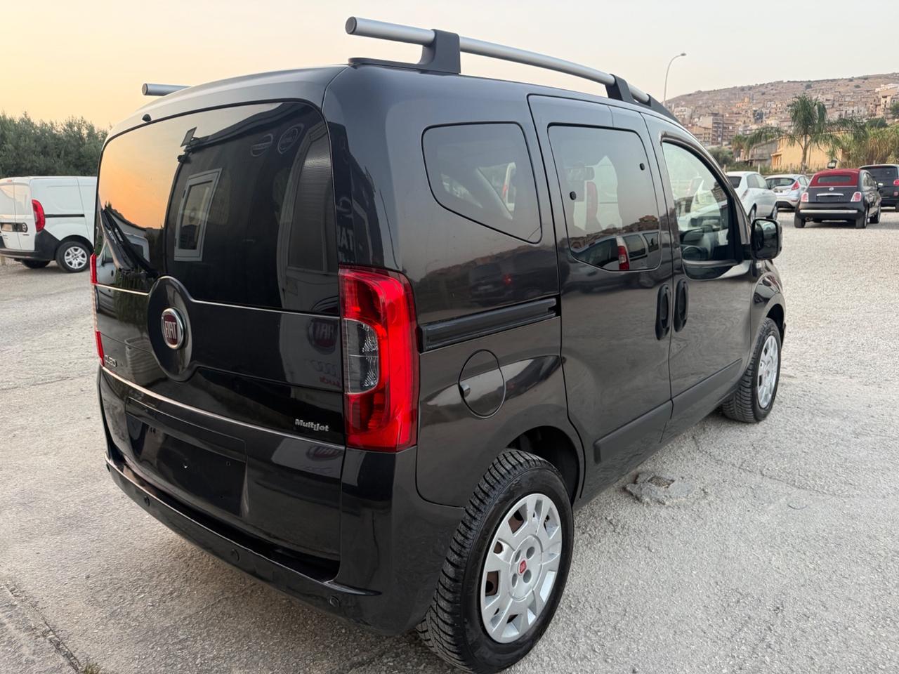Fiat Qubo 1.3 MJT 75 CV Trekking