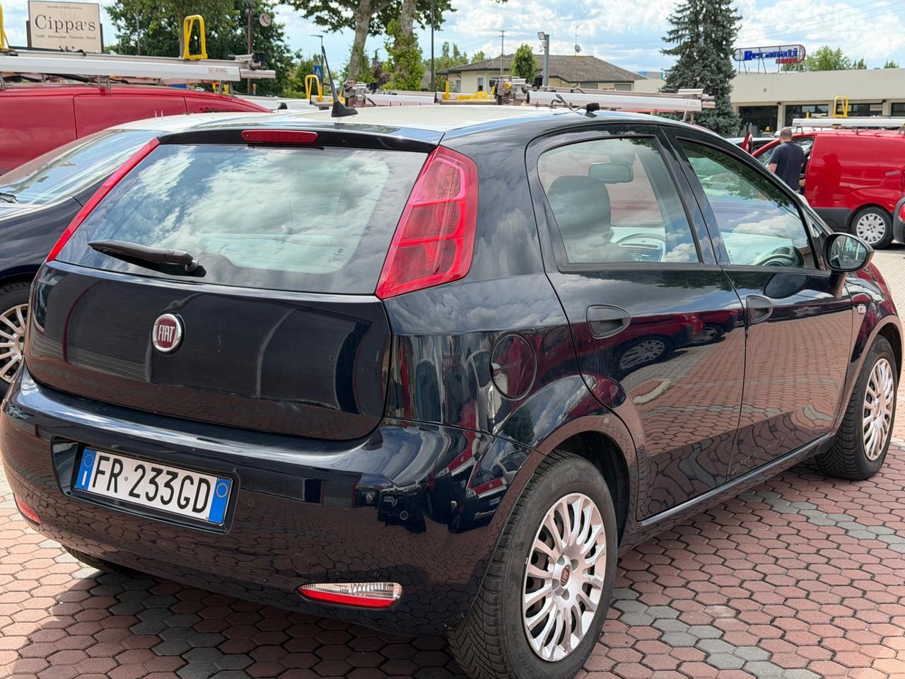 Fiat Punto 1.3 MJT II S&S 95 CV 5 porte Street