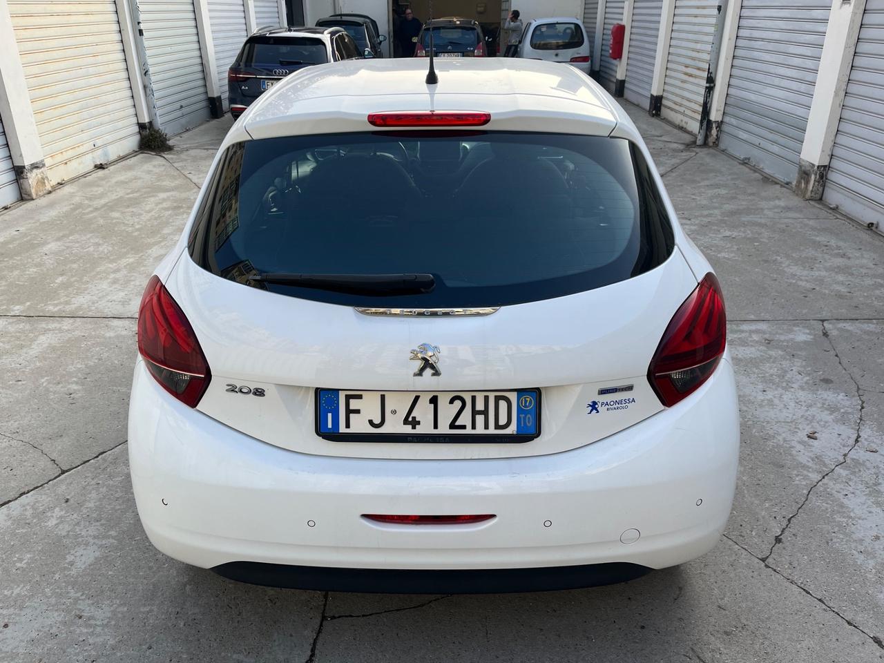 Peugeot 208 PureTech 82 5 porte Allure