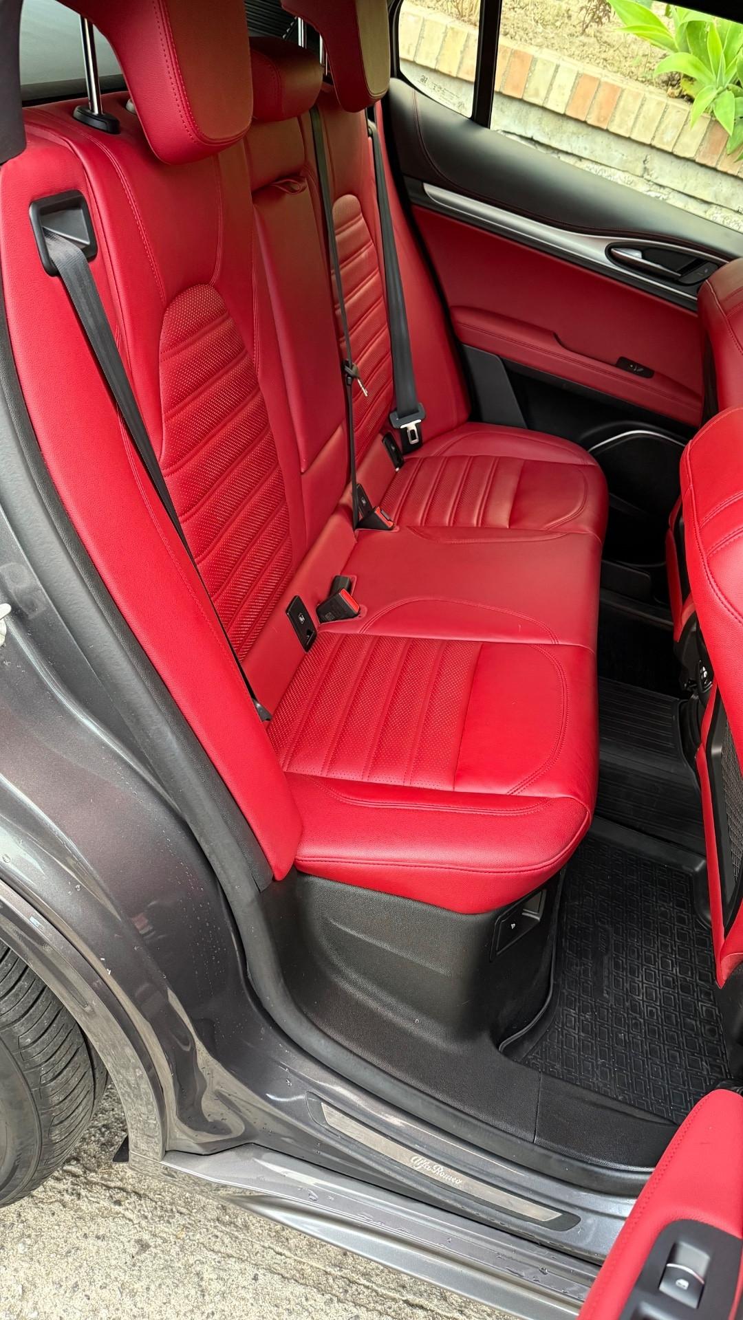 Alfa Romeo Stelvio 2.2 Turbodiesel 210 CV AT8 Q4 Veloce