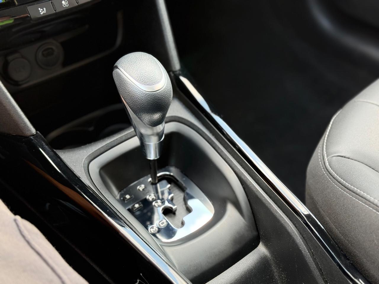 Peugeot 2008 BlueHDi 120 EAT6 S&S Allure