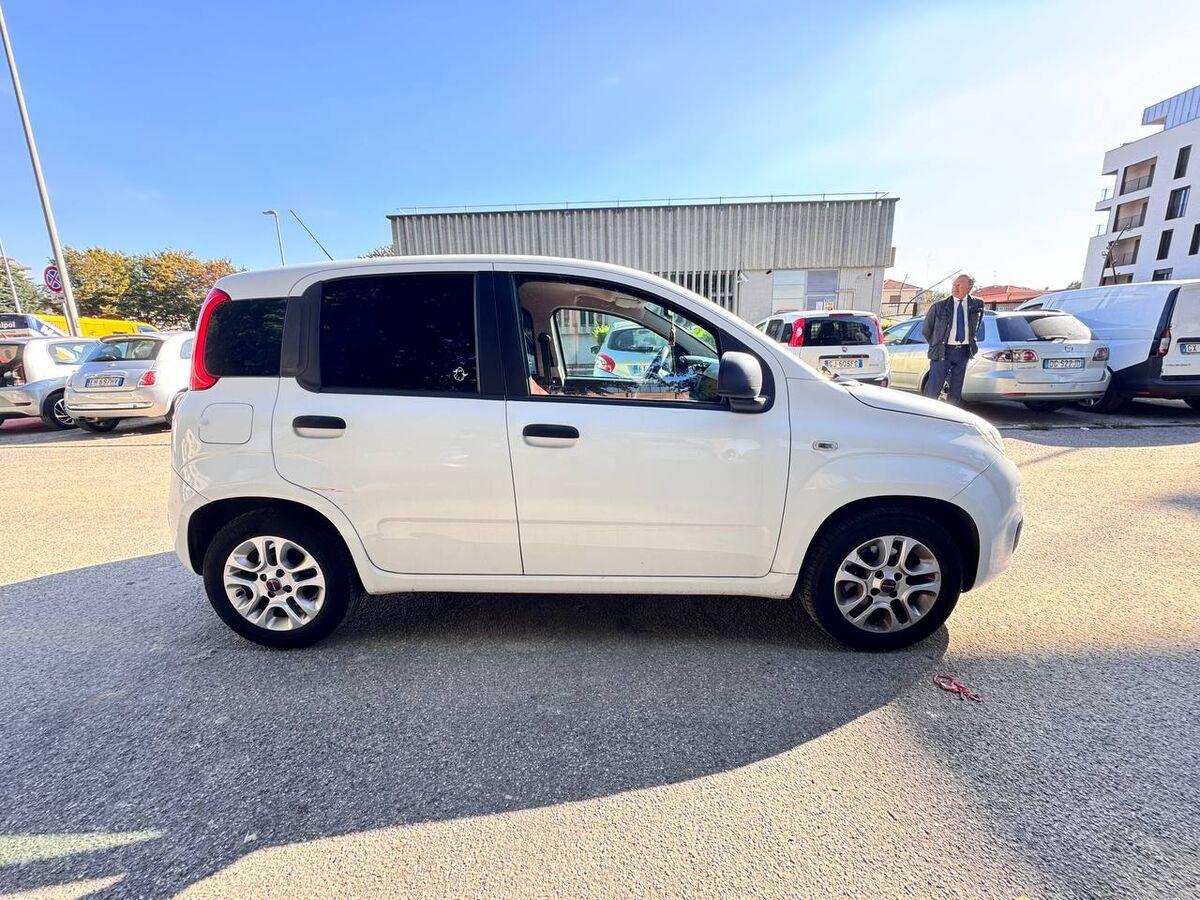 Fiat Panda 1.2 Lounge 69cv E6