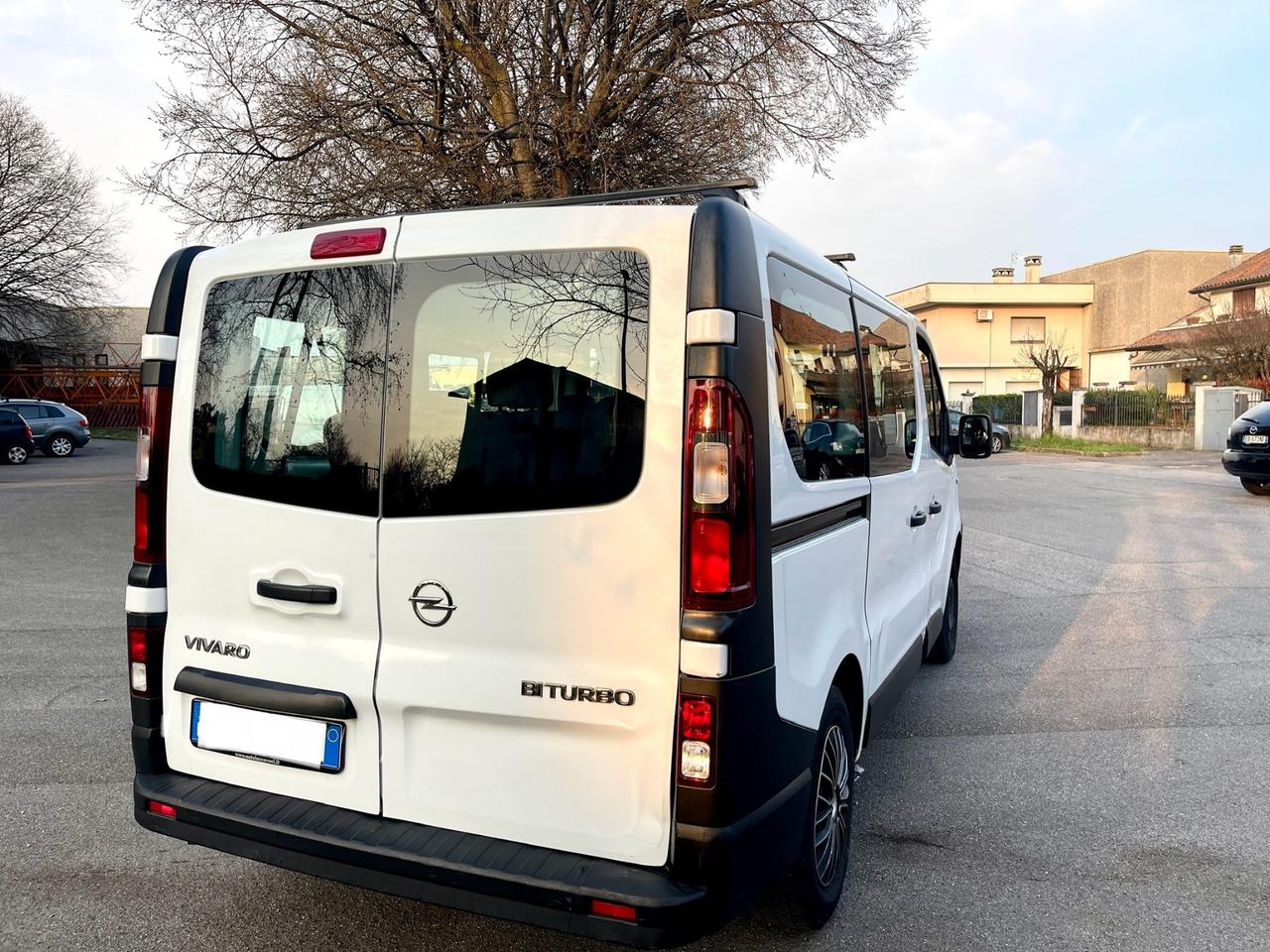 Opel Vivaro 29 1.6 BiTurbo S&S EcoFLEX PC-TN Combi 9 posti 2016