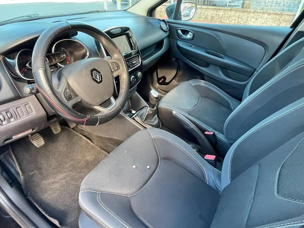 Renault Clio 1.2 75 CV 5 porte