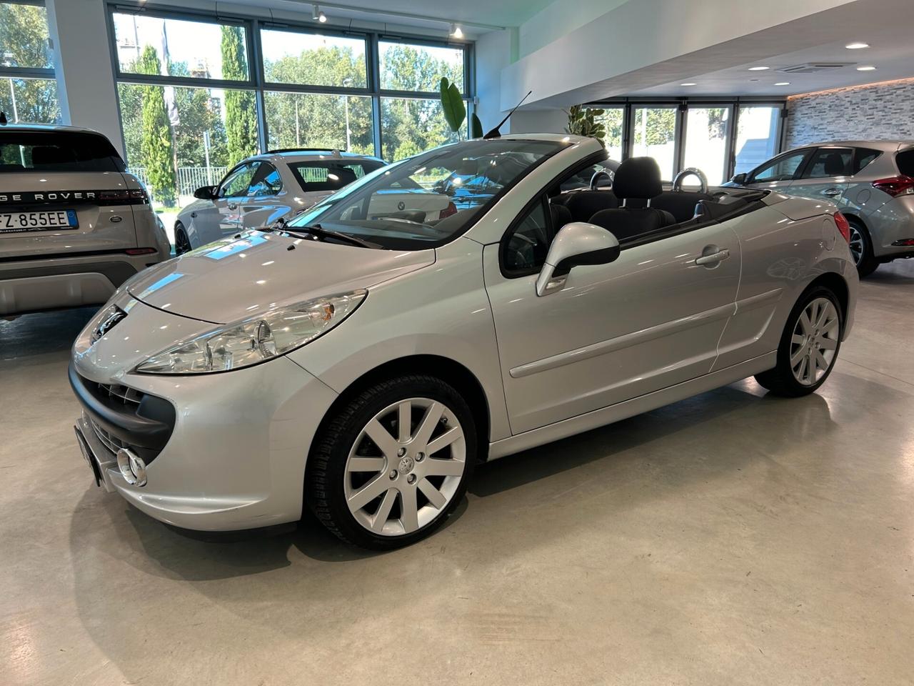 Peugeot 207 1.6 VTi 120CV Fèline CC Cabrio Coupè