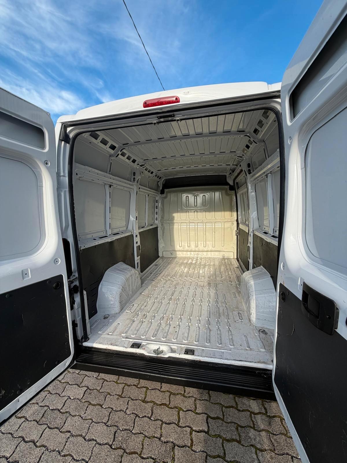 Peugeot Boxer 2.2 140cv PM-TM - ok neopatentati -