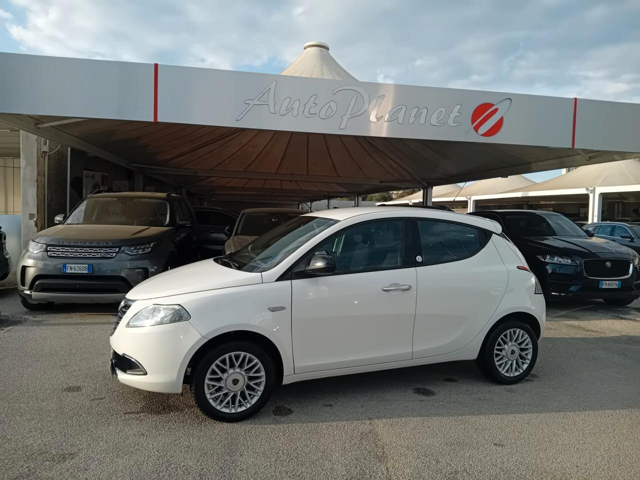 Lancia Ypsilon 1.2 69 CV 5 porte GPL Ecochic Gold