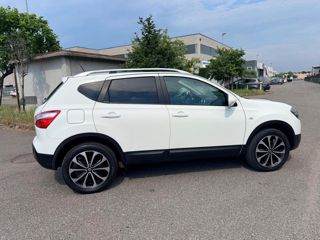 Nissan Qashqai 2.0 dCi DPF Tekna