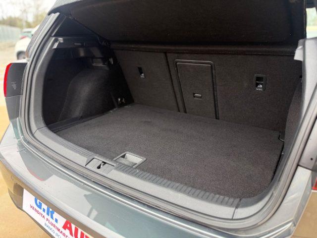 VOLKSWAGEN Golf 1.6 TDI 7.5 R-LINE UNICOPROPRIETARIO