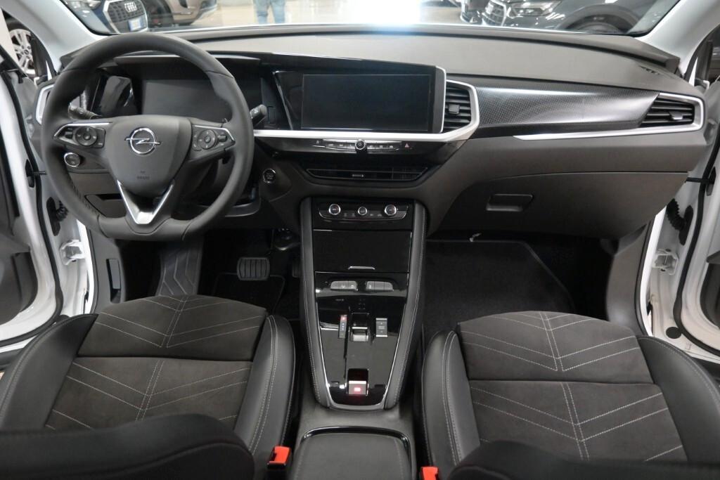 Opel Grandland 1.5 DIESEL ECOTEC 131CV AUT. GS ( FARI LED - TELECAMERA POST. PDC NAVI CERCHI 19 )